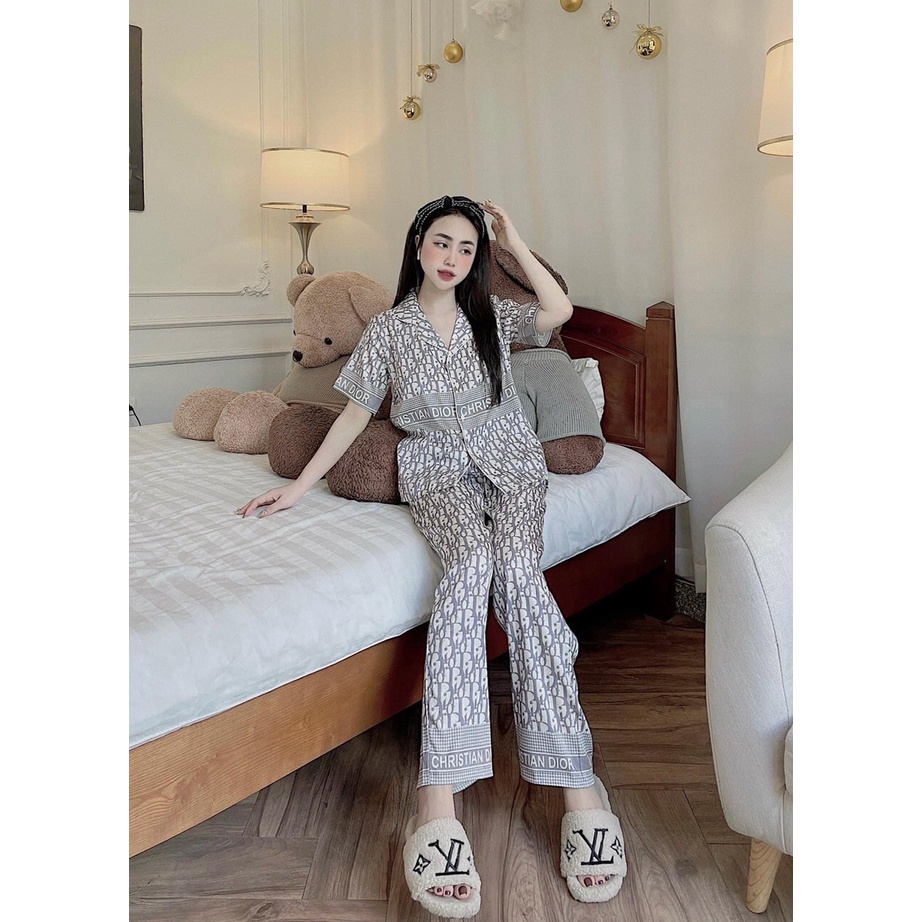 Bộ Pizama Xám Dior Lụa Xước Cao Cấp
