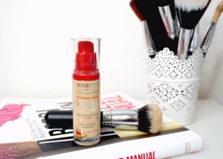 Kem nền Bourjois healthy mix