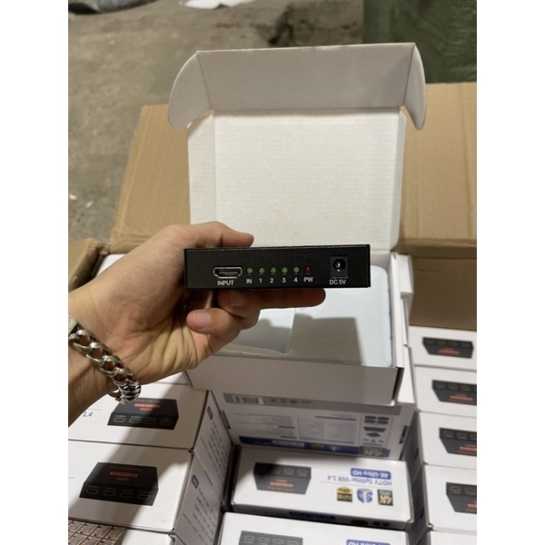 Bộ chia HDMI 1/4 ARIGATO Đảm Bảo Chất Lượng.BCH1