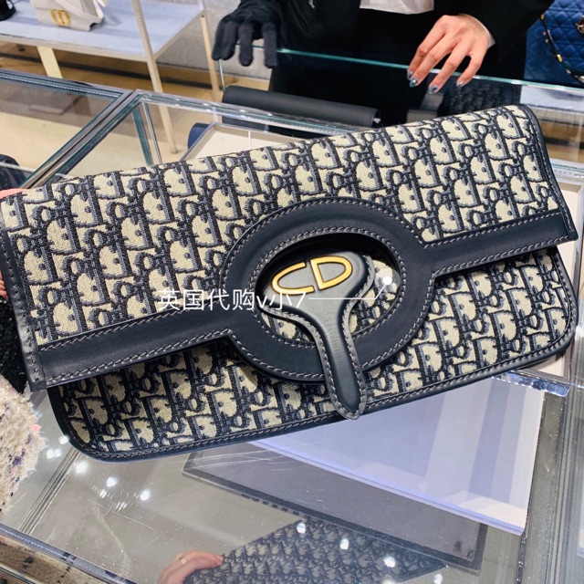 🦩🦩Ví dài dự tiệc clutch hoạ tiết cầm tay sang chảnh