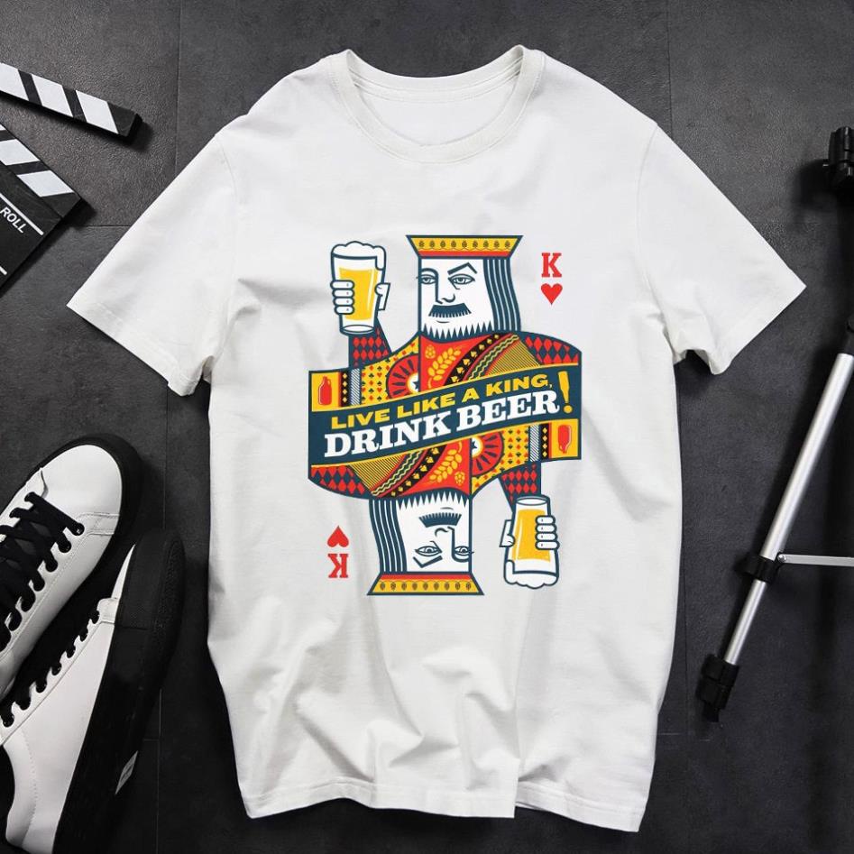 Áo thun Unisex in hình lá bài ông già uống bia siêu ngầu - chất vải cotton mịn mát