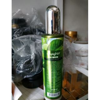 Xịt dưỡng tóc hương bưởi