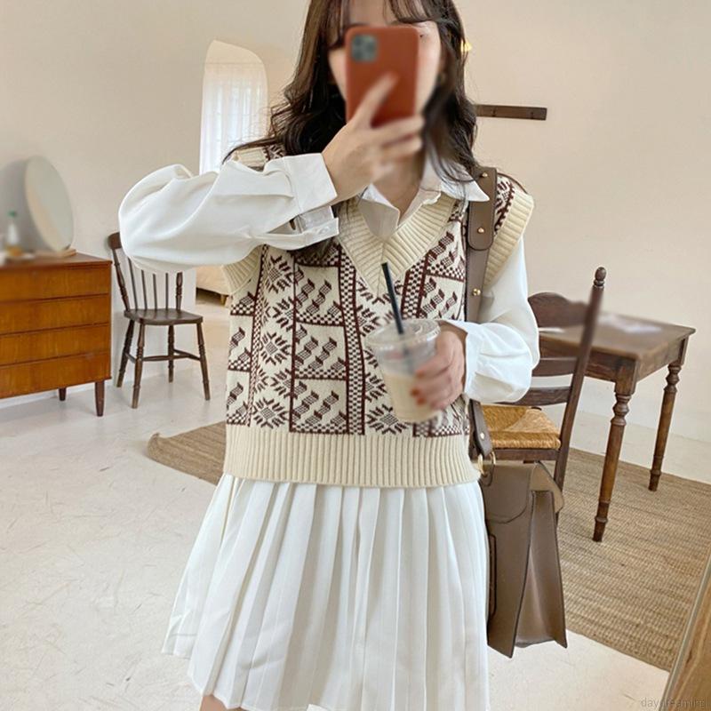 Áo len không tay cổ chữ V dáng rộng | BigBuy360 - bigbuy360.vn