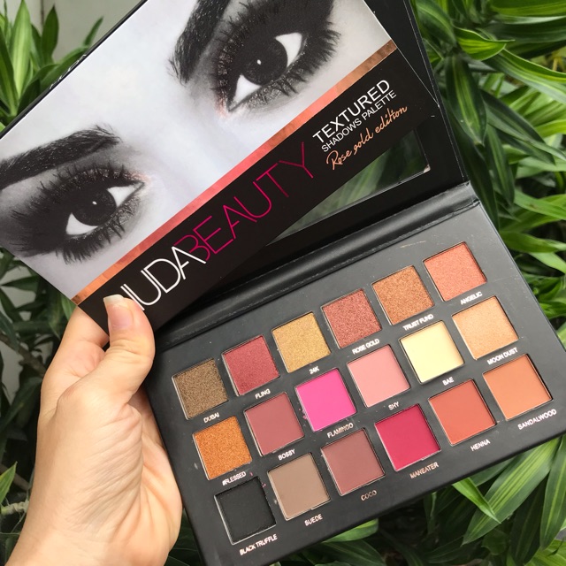 Phấn mắt Huda Beauty Mỹ