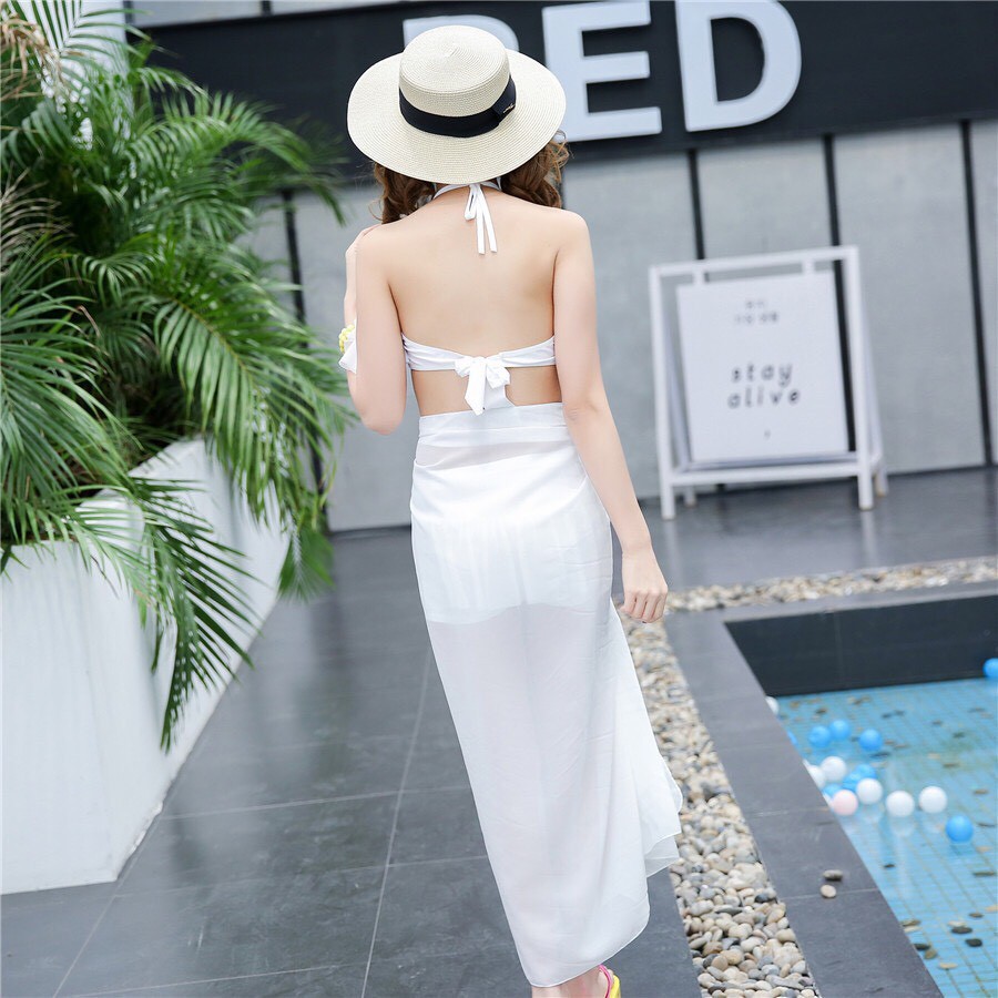 bikini rời kèm khăn 2 màu đen trắng