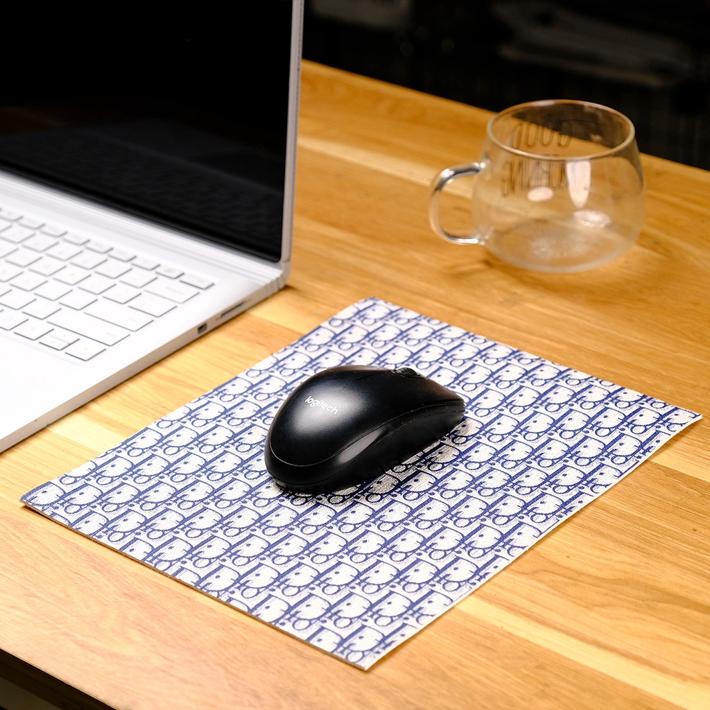 Lót chuột máy tính trang trí bàn làm việc văn phòng bằng da LV Dior cao cấp LOT