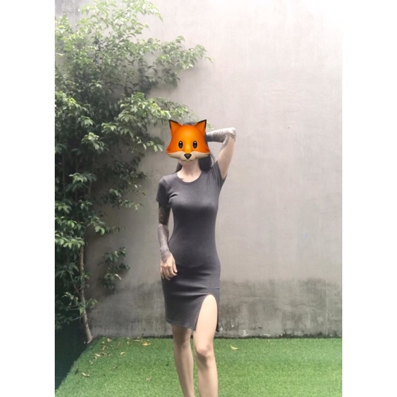 Váy ôm body dáng basic xẻ đùi thanh lí