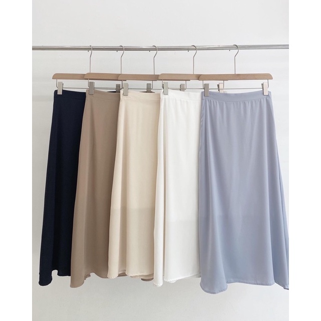 Chân váy lụa dáng dài thiết kế Ma Vie