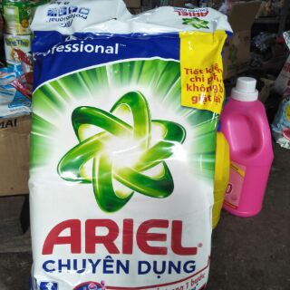 Bột giặt Ariel chuyên dụng 9kg .