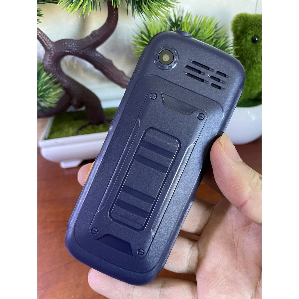 Điện thoại Land Rover S-006 Pin khủng - Loa to - Bàn phím lớn