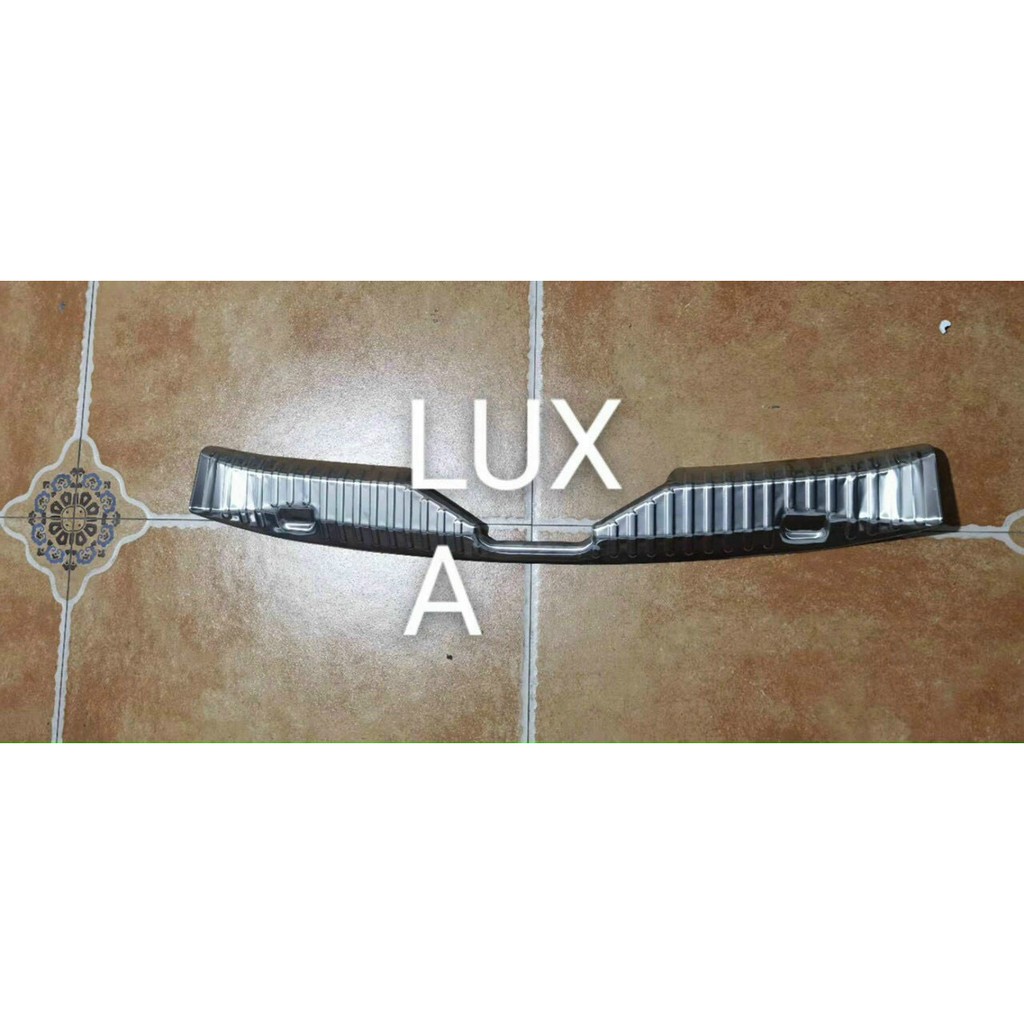 Ốp chống trầy cốp trong xe VINFAST LUX A mẫu inox cao cấp