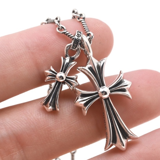 Vòng cổ Mặt Thánh Giá Đính Pha Lê Tím