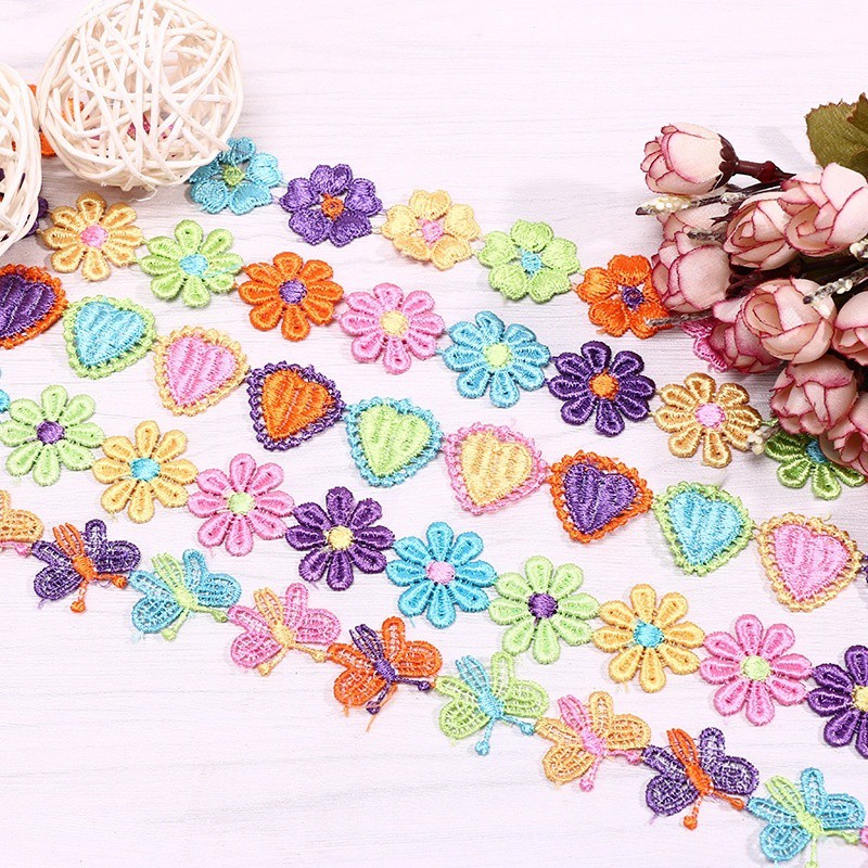 Dải dây ren trái tim làm đồ thủ công