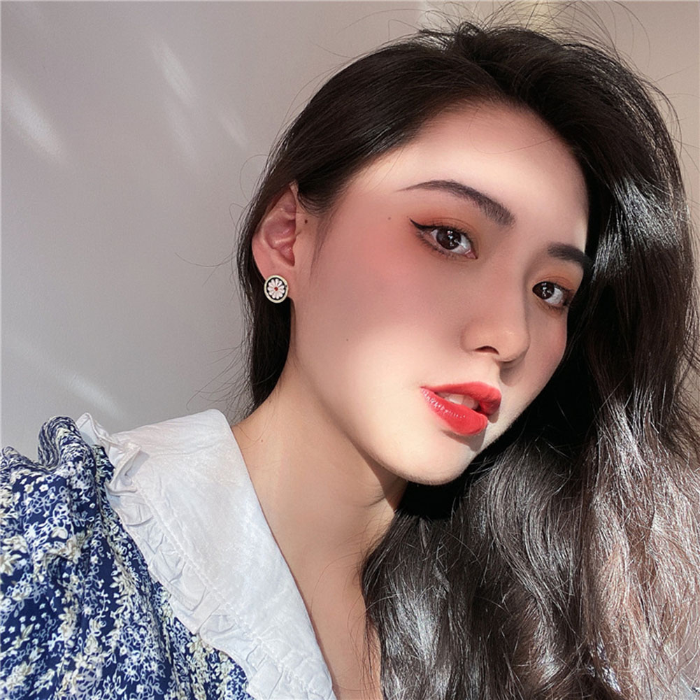 1 Đôi Bông Tai Kim Loại Hình Hoa Cúc Màu Xanh