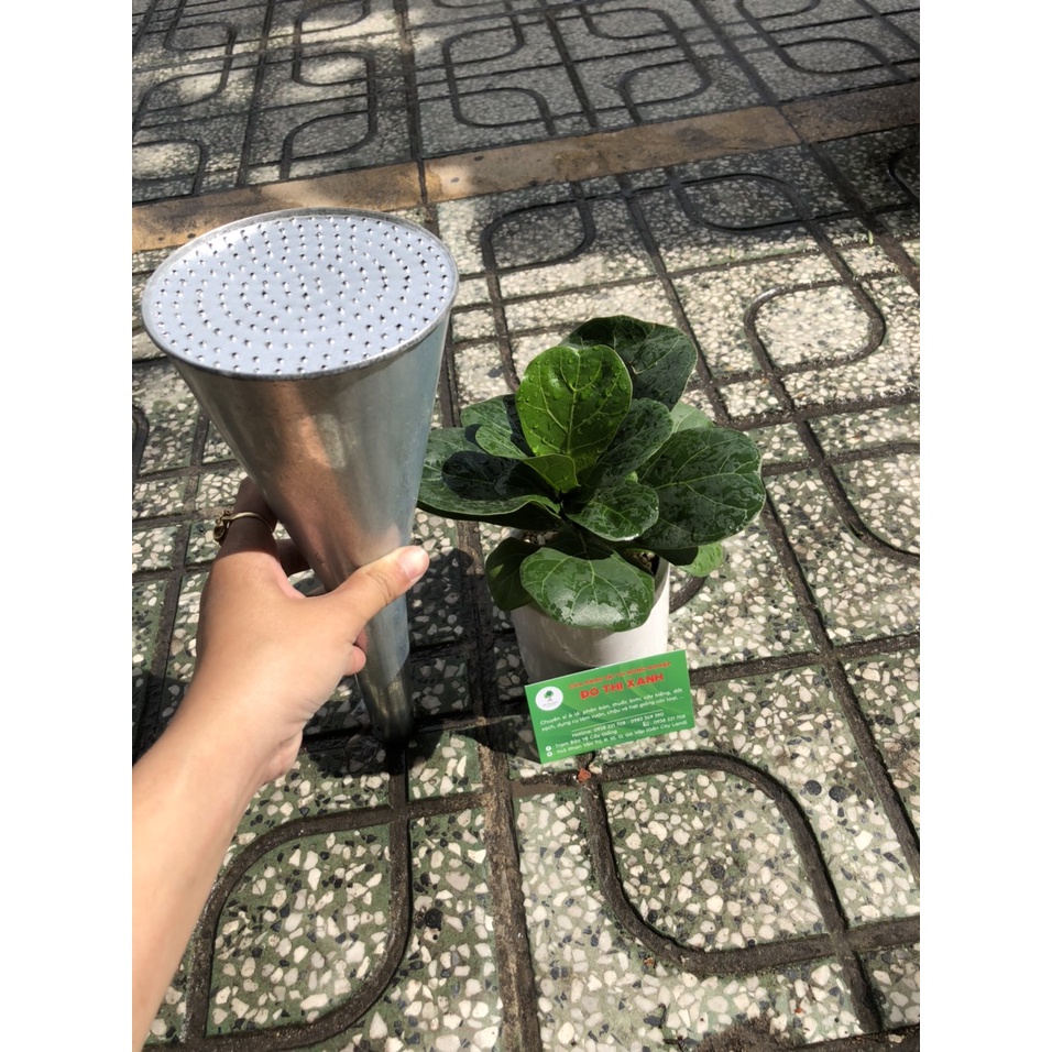 Vòi sen tưới cây, đầu sen tưới cây bằng tôn mạ kẽm chống gỉ, giá rẻ tiện lợi
