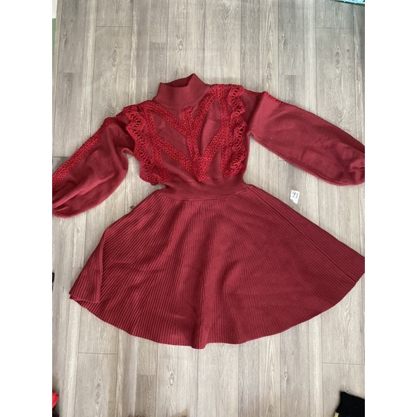 2hand đầm đỏ len