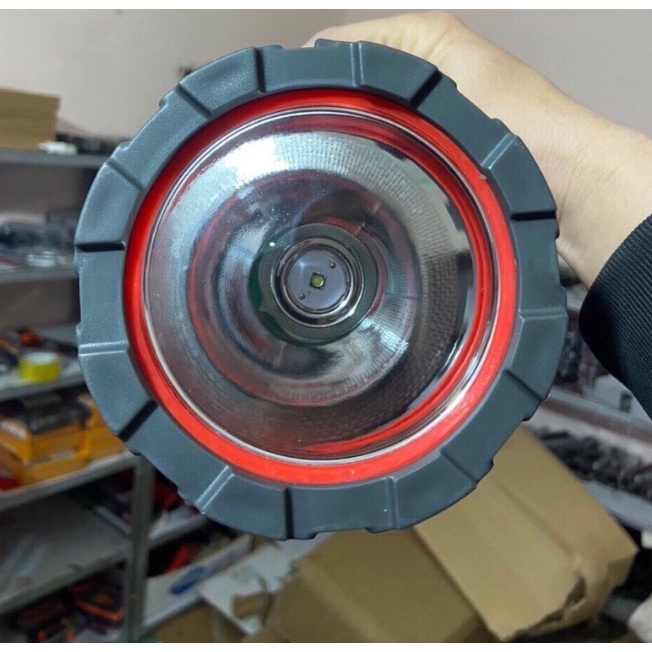 Đèn pin KIRITO NHẬT siêu sáng cầm tay chiếu xa 1000m có chân đế chống nước , đèn pin cắm trại dã ngoại pin khủng