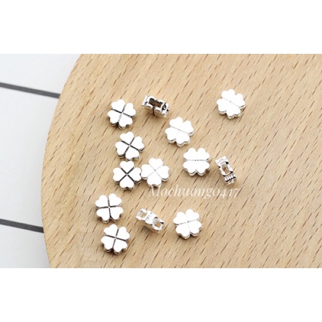 GIÁ BUÔN  Charm cỏ 4 lá bạc - Hàng bạc loại 1 siêu đẹp PH611