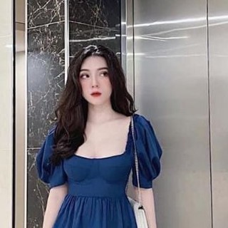 Hàng khách đặt live