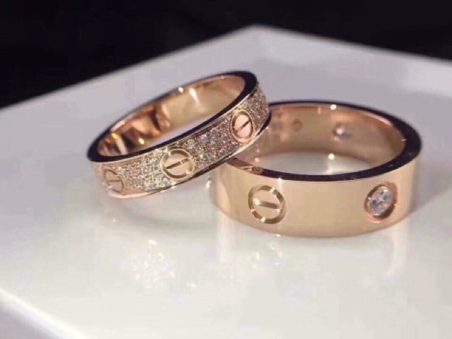 Nhẫn catier full xoàn full box cao cấp