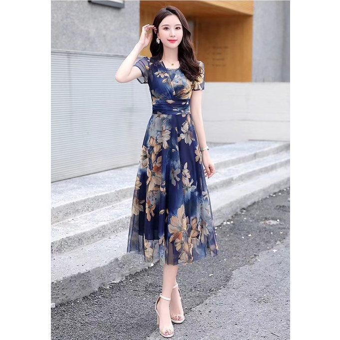 Váy Hoa Tay Ngắn | Đầm Cổ Tròn Ôm Dáng Xinh Xắn Dành Cho Nữ