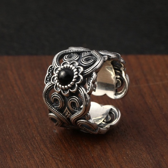 Nhẫn Nam Bạc Đính Đá Đẹp Cá Tính Unisex HipHop Basic Ngầu Trơn Nam Elas Ring Lucifer Store Nhẫn Titan Không Gỉ - Hoa đá
