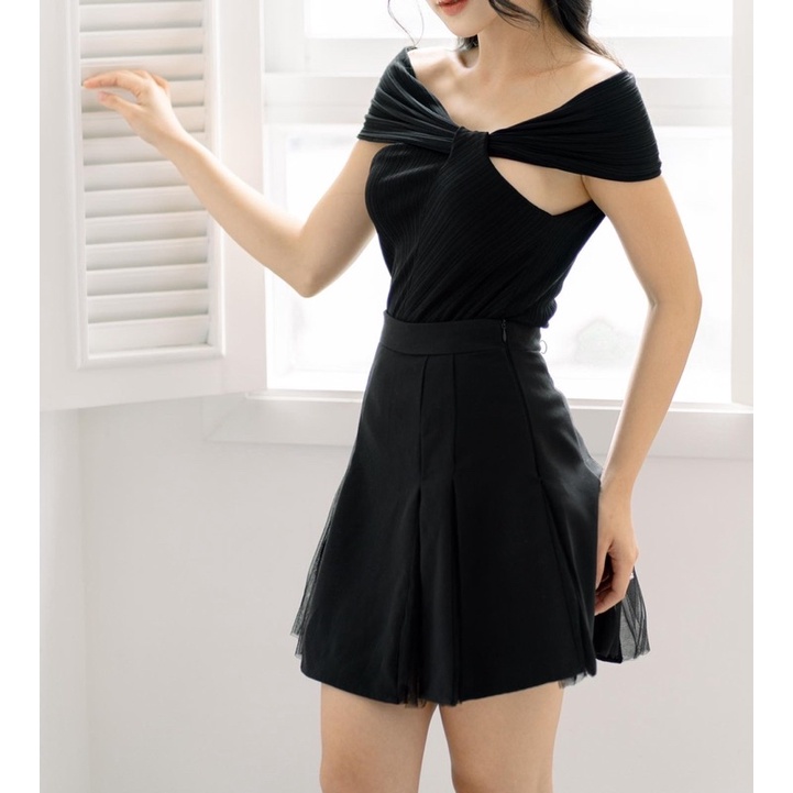 Set áo và váy lẻ màu đen sang chảnh trễ vai AGUJA | JENNIFER SET |