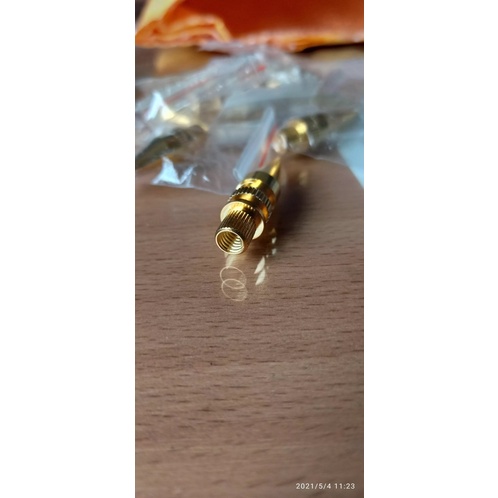 4 bộ chân đinh chống rung loa như hình