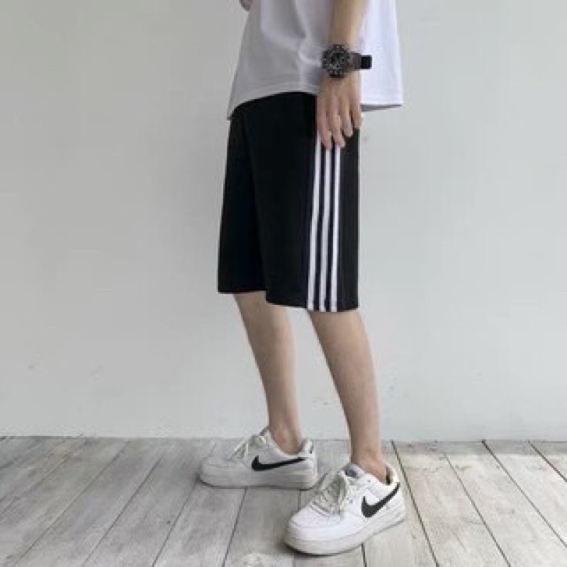 Quần Short Đen 3 Sọc Trắng L.Y Store Unisex [FREESHIP]  Shorts đùi thể thao basic form rộng, sooc thun nam nữ Ulzzang