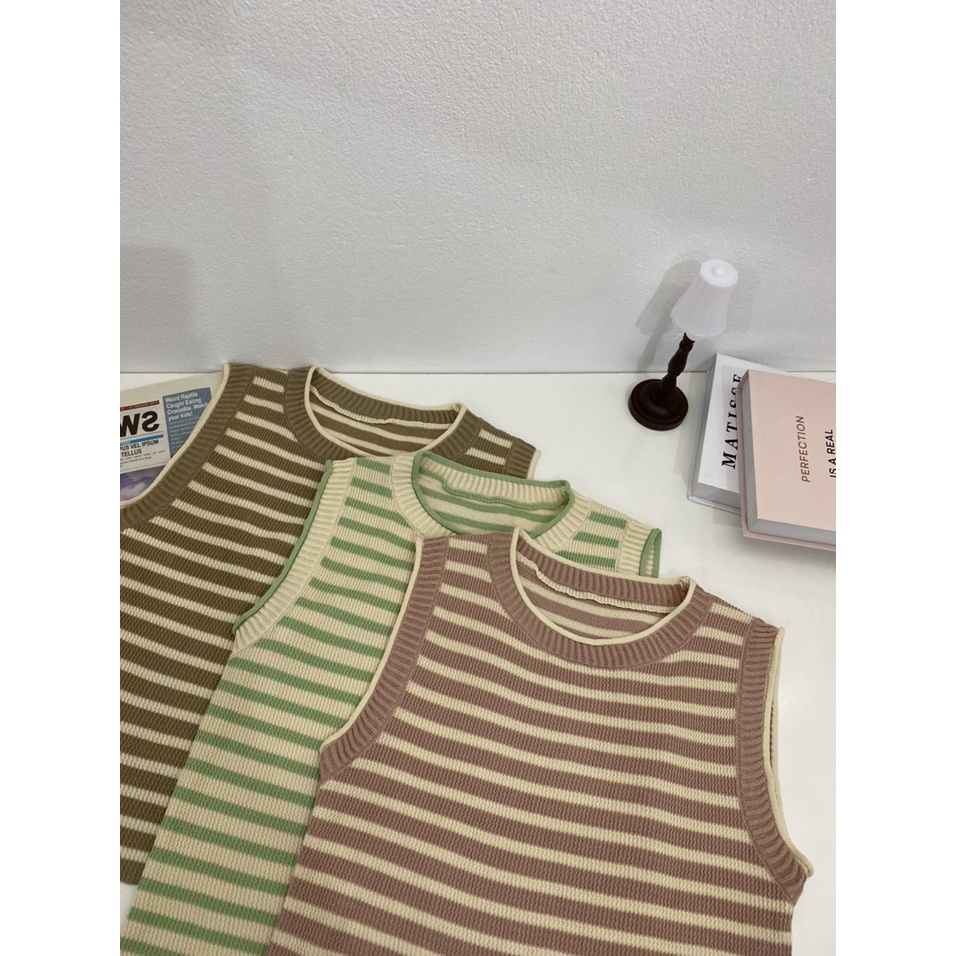 Tanktop len kẻ ngang (2083) (ảnh tự chụp)