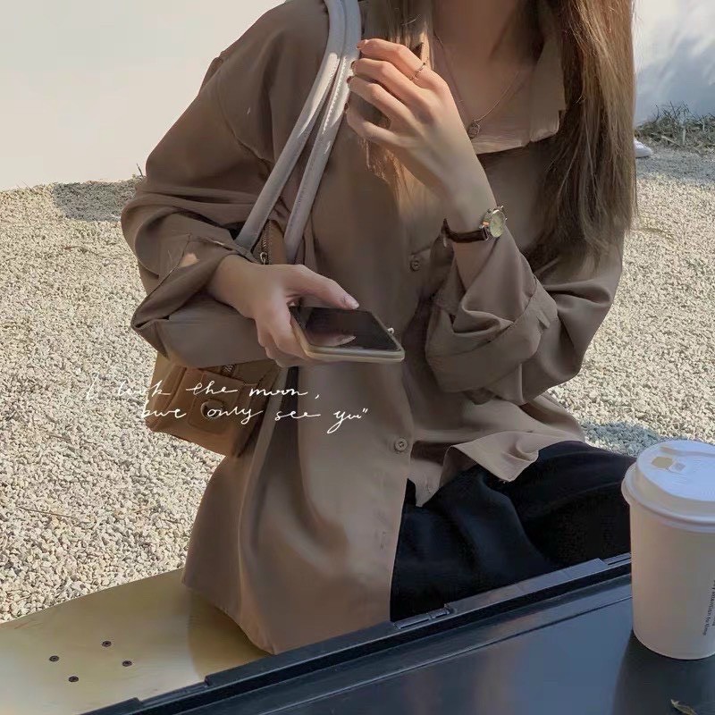 Áo sơ mi nữ form rộng tay dài mầu nâu, trắng, đen, kem, chất lụa đẹp không nhăn, áo somi form rộng nữ đẹp basic, unisex | BigBuy360 - bigbuy360.vn