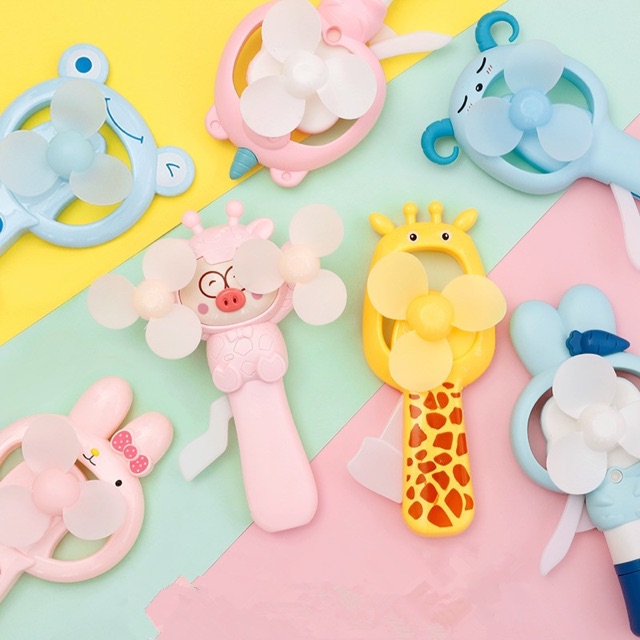 Quạt nhựa bóp tay MẪU SIÊU ANH HÙNG & MẪU HOẠT HÌNH cho bé