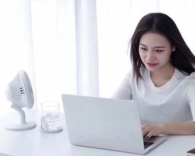 Kệ dựng Iphone , Ipad chính hãng Baseus