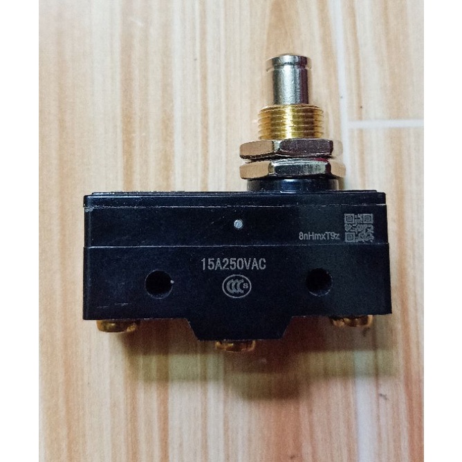 Công tắc hành trình Omron Z-15GQ-B