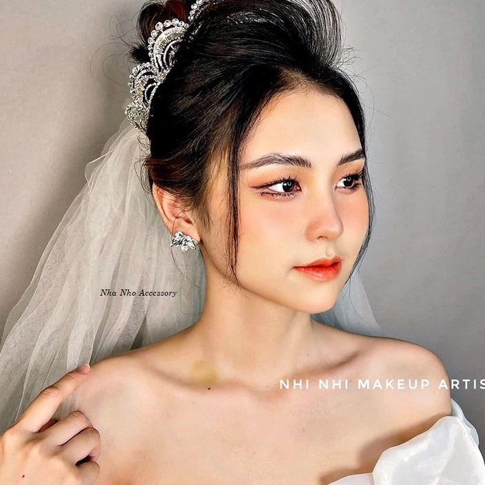 Khuyên Tai Đá Cô Dâu Hình Cánh Bướm Nhỏ NHÀ NHỎ 1526