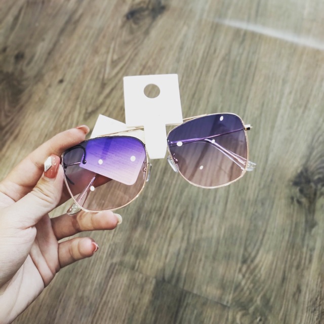 Kính f21 xuất xịn