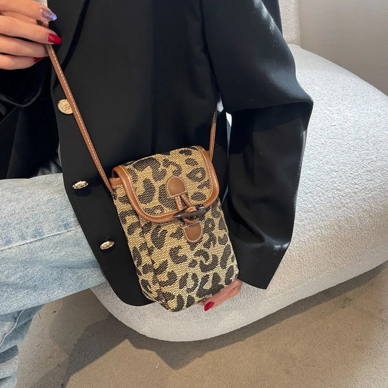 Túi Đeo Vai Đựng Điện Thoại Họa Tiết Kẻ Sọc Thời Trang kf073