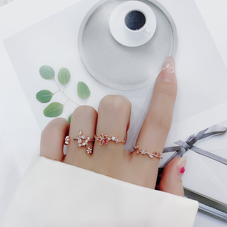 Nhẫn hình bông hoa đính đá thời trang cho nữ