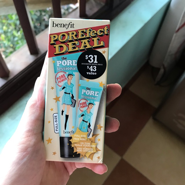 Set kem lót Benefit