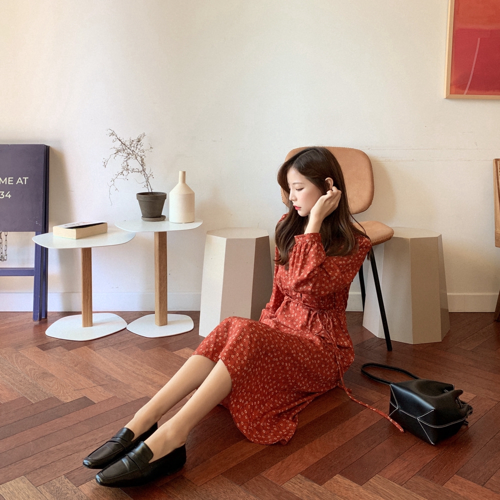 SUXI Đầm tay dài hoạ tiết hoa phong cách Hàn Quốc