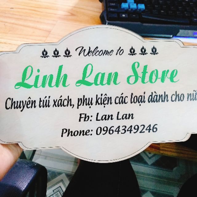 Bảng mica thương hiệu