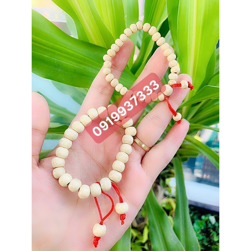 Vòng gỗ dâu cho bé