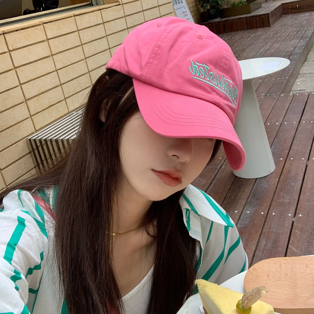 Mũ lưỡi trai MU GUA ZHI PIN (MG STUDIO) thêu chữ