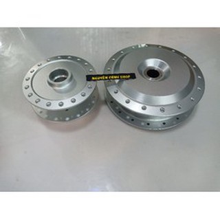 đùm xe vario màu bạc 1 cặp