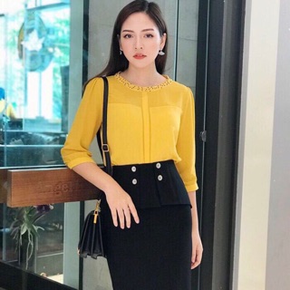 Chân váy bút chì họa tiết bèo trước kèm 4 khuy gỗ