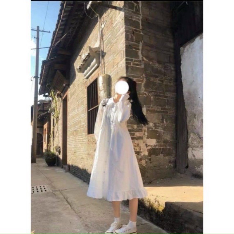 ĐẦM SƠ MI-Váy babydol trắng cổ sen đính cúc dài tay chất thô mềm | BigBuy360 - bigbuy360.vn
