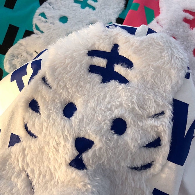 Áo nam Tay Ngắn Thêu Hình Phong Cách Hàn Quốc