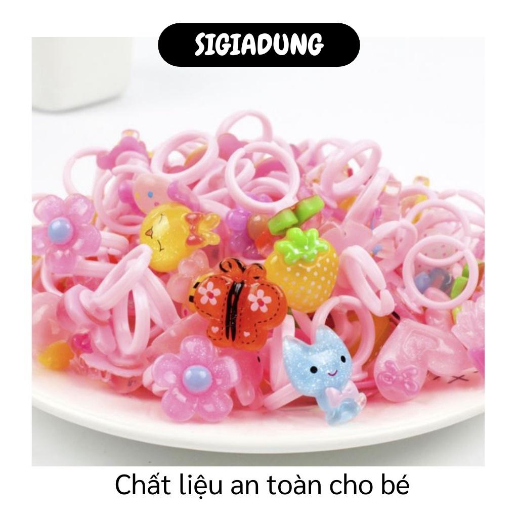 [SGD] Nhẫn Trẻ Em - Hộp 50 Chiếc Nhẫn Đeo Tay Bằng Nhựa Nhiều Kiểu Cho Bé Gái 5817