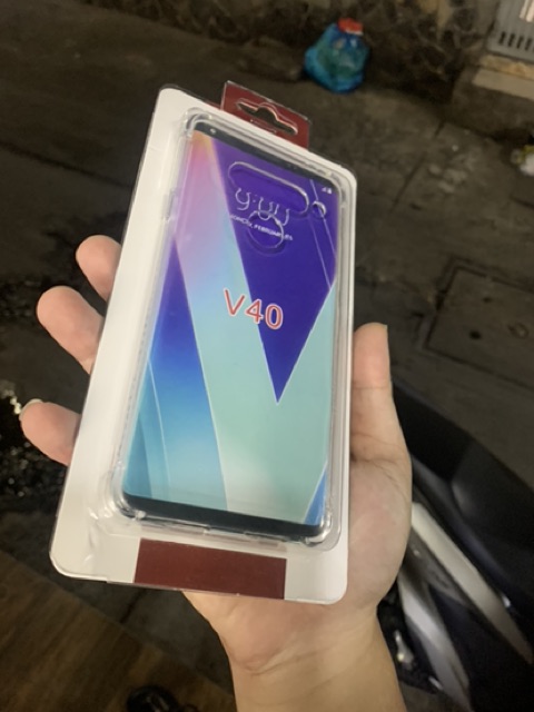 ỐP LƯNG LG V40 CHỐNG SỐC, TRONG SUỐT, ỐP MỎNG,LÂU Ố VÀNG CẦM CHẮC TAY CHỐNG SỐC CỰC TỐT