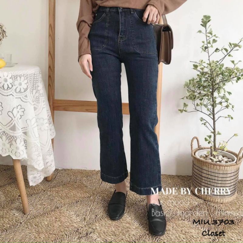 Quần jean trơn ống đứng túi viền tròn hàng QCL1